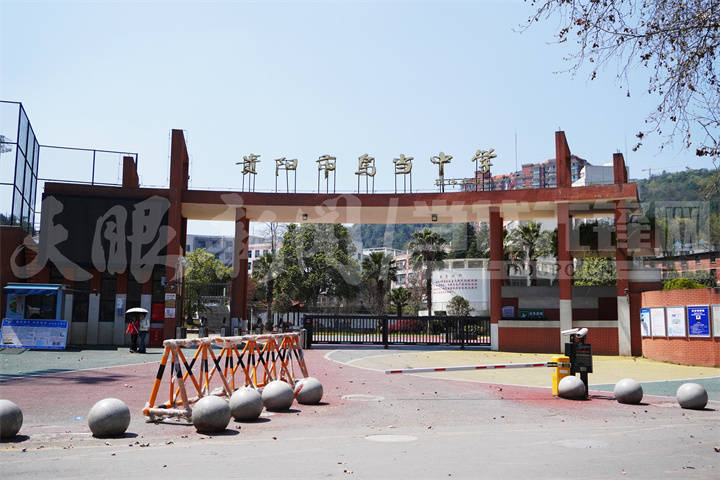 【天眼问政】要求学生剪寸头否则强制停课<strong></p>
<p>以飞交易所</strong>？学校回应：不存在
