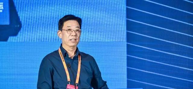 北京市税务局原局长李亚民<strong></p>
<p>以飞交易所</strong>，官宣被查
