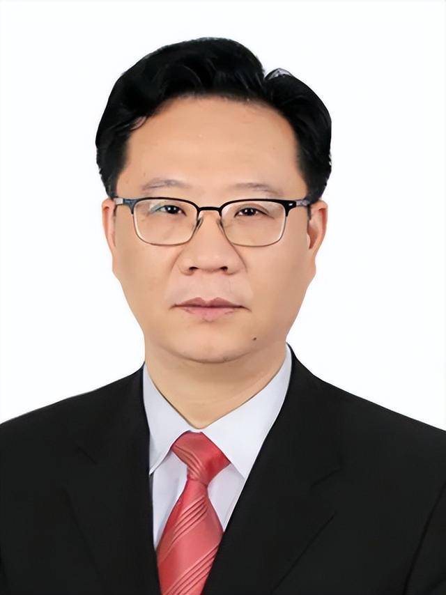 安徽省管干部密集调整<strong></p>
<p>财富交易所</strong>，涉10名干部