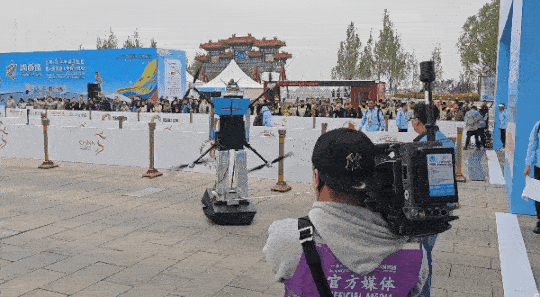 这届机器人马拉松把我看傻了！宇树摔倒、天工夺冠<strong></p>
<p>gate交易所</strong>，还有瘫痪的