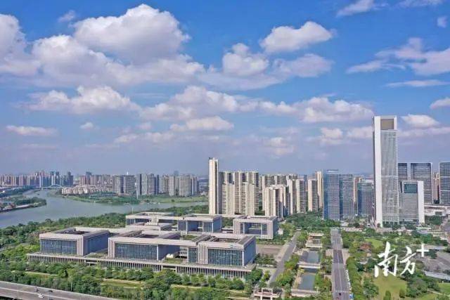 给五区干部开会<strong></p>
<p>美币交易所</strong>，佛山市委书记发出“灵魂三问”