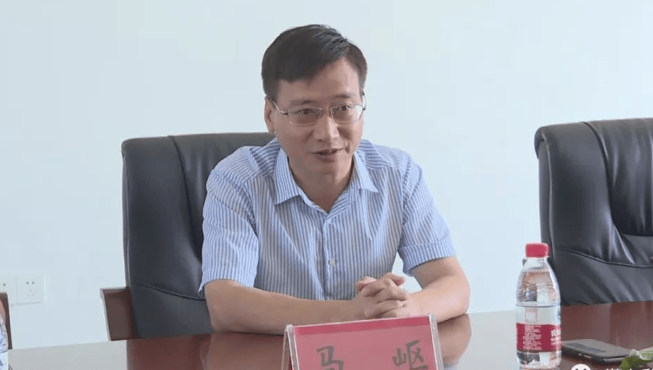 副县长拉拢6名公职人员<strong></p>
<p>全币交易所</strong>，组建“七兄弟吃喝圈”，长期接受打牌掼蛋等“保姆式”服务