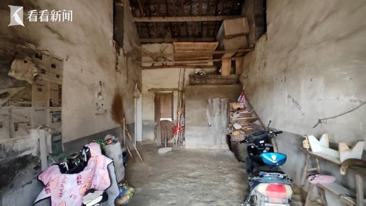 全家“吸血”！瘫痪哥哥在破旧老宅去世<strong></p>
<p>中币交易所网址</strong>，弟弟冒领58万元工伤金买奔驰