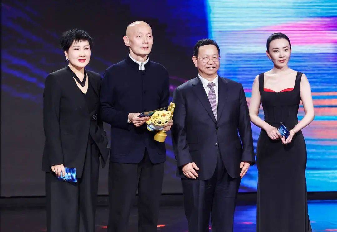 官方正式公布<strong></p>
<p>中币交易所网址</strong>！确认是葛优