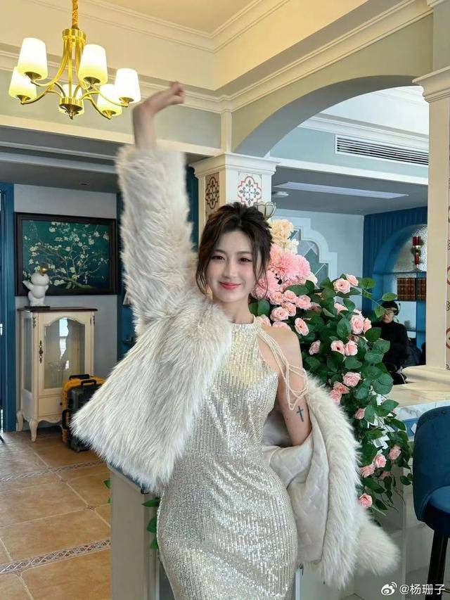 女演员贵州拍戏遇极端天气<strong></p>
<p>中币交易所网址</strong>，被冰雹砸伤！剧组伤员已送医