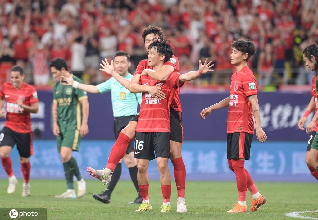继续领跑<strong></p>
<p>中币交易所网址</strong>！中超-杨明洋破僵韦世豪4轮3球 蓉城2-1浙江夺4连胜