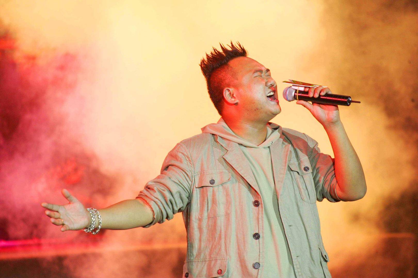 歌手苟伟去世<strong></p>
<p>买比特</strong>，本挂号要去医院检查，之前因呼吸问题准备手术