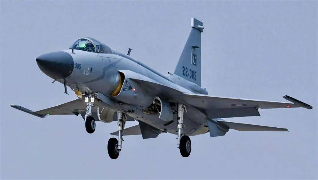 中国武器果然厉害<strong></p>
<p>币安交易平台怎么样</strong>，又一架阵风殒命，飞行员被抓，轮到枭龙扬名