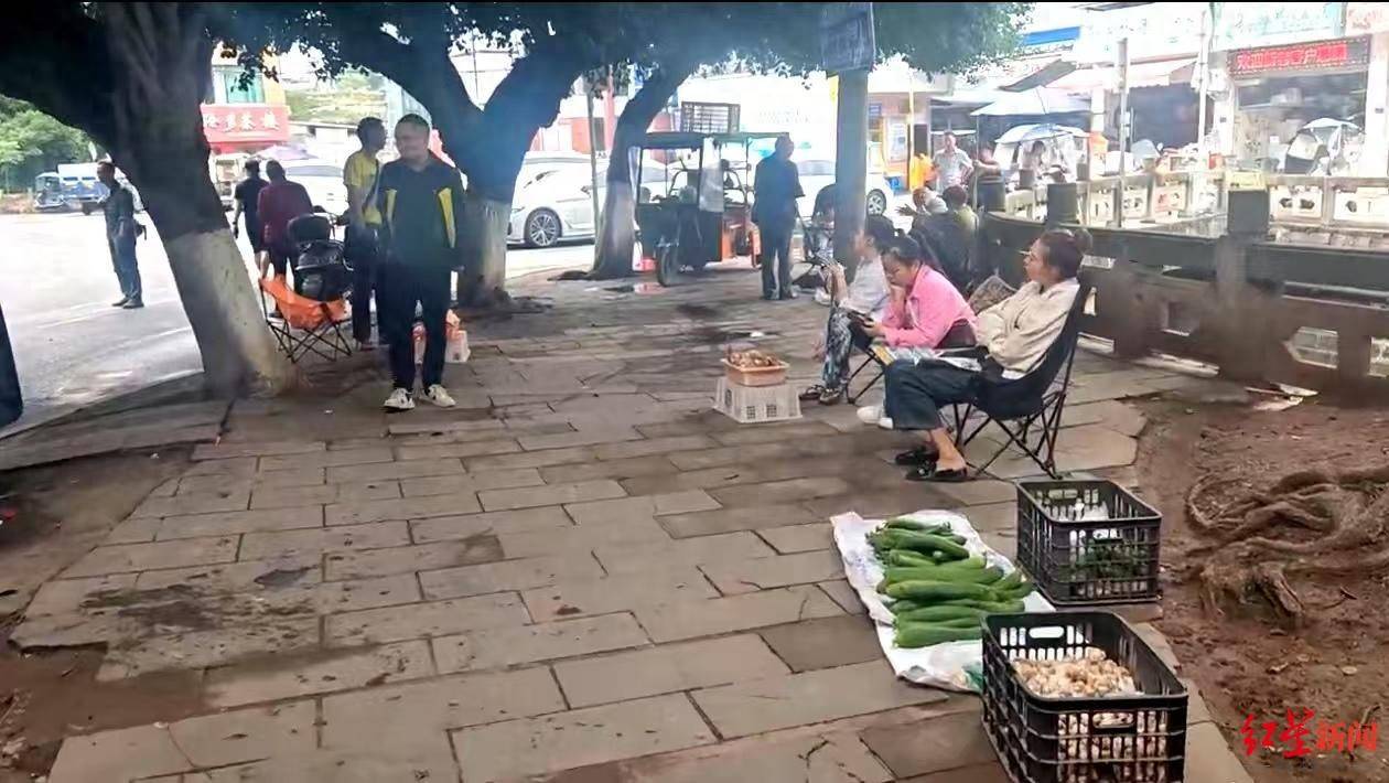 “天价”鸡枞调查：最贵卖到1800元/公斤！雨水少致产量低<strong></p>
<p>币安交易平台</strong>，多地价高客少