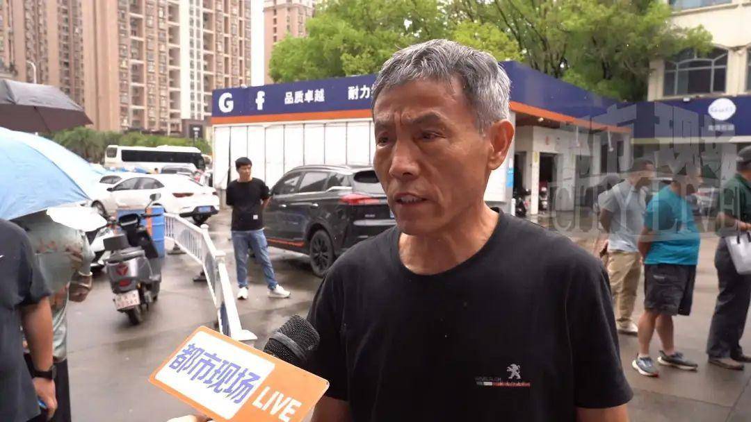 南昌南斯友好路两家“海湾石油”停业<strong></p>
<p>cointobe交易平台</strong>，消费者：昨天还加了油！房东：欠了1.3亿