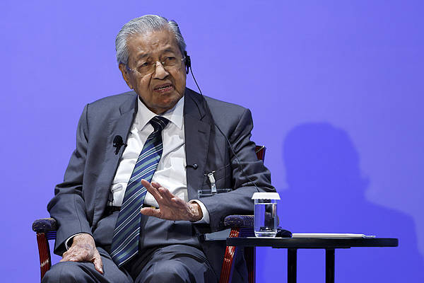 马哈蒂尔：若中国成为世界第一<strong></p>
<p>币币交易平台优势</strong>，我们将有更好的机遇