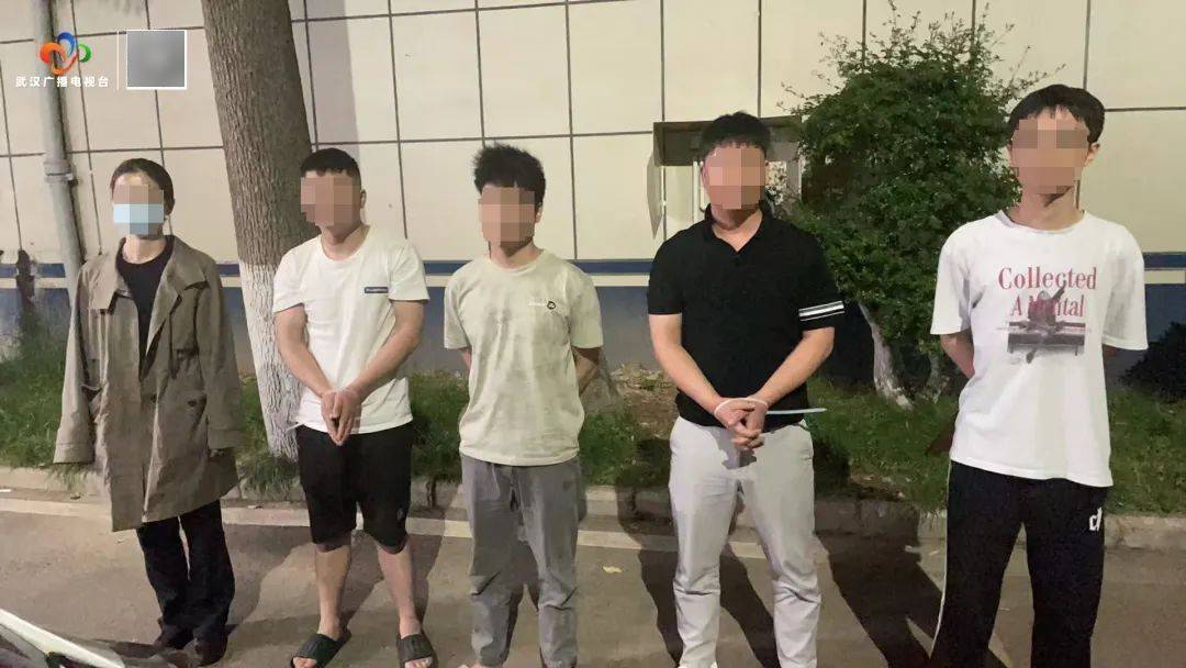 雷霆出击<strong></p>
<p>币币交易平台优势</strong>！武汉警方一举抓获32名“白富美”