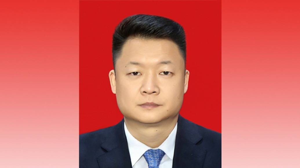 出生于1984年<strong></p>
<p>币币交易平台优势</strong>，彭韬出任湖南娄底新化县委书记