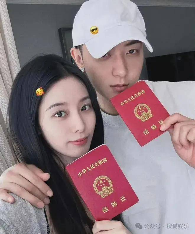 女网红不止一次问新婚不久的男明星“想不想离婚”<strong></p>
<p>zb货币交易平台</strong>，这也太冒犯了……