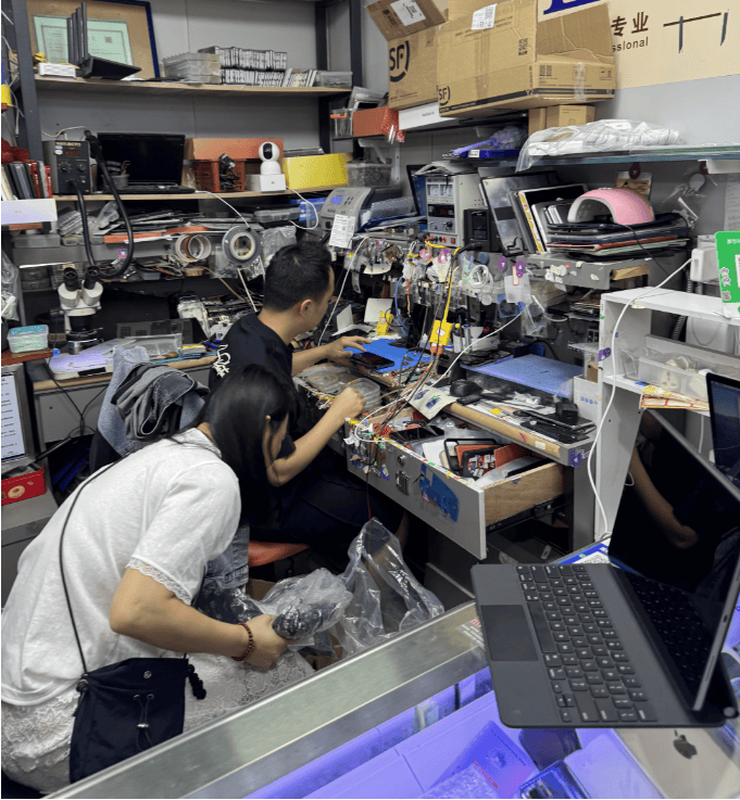 华强北掀iPhone内存扩容潮<strong></p>
<p>KO平台</strong>，128GB“秒变”1TB仅需千元｜鲸调查