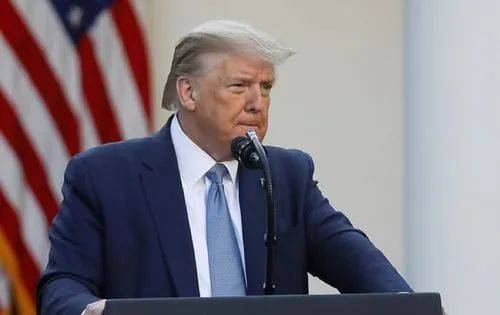 霍尔木兹海峡突发大火！特朗普警告：1400万人立即撤离<strong></p>
<p>聚币交易平台</strong>，对外释放信号非同寻常