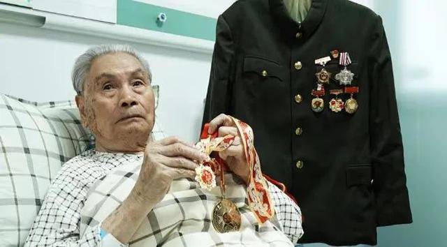 95岁离休干部<strong></p>
<p>币火网交易平台</strong>，被认定为恶势力主犯