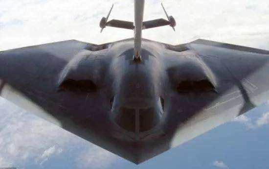B-2横穿中国轰炸伊朗<strong></p>
<p>平台交易是什么</strong>，中国雷达没有发现？这是正常人想出来的？