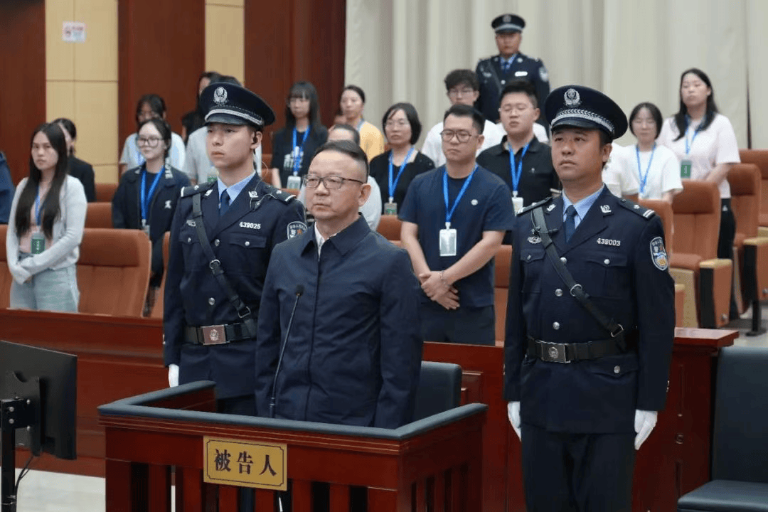 涉案2.71亿<strong></p>
<p>币币网交易平台合法吗</strong>，副部级王勇被判死缓