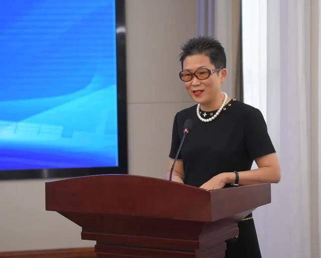 陈世琴<strong></p>
<p>小七平台交易</strong>，任上被查