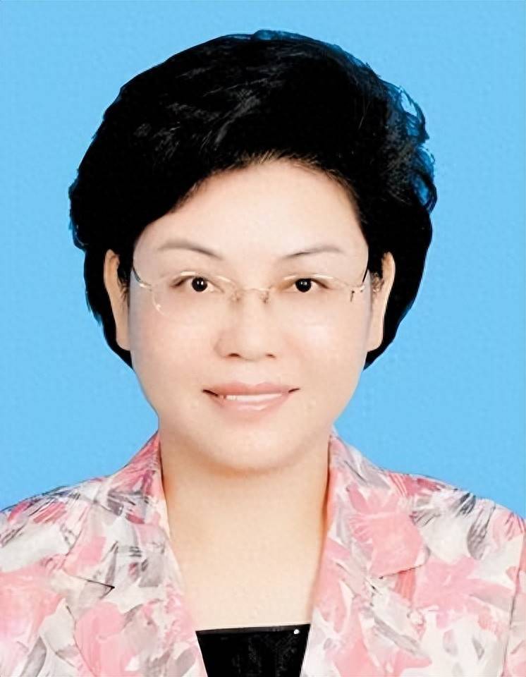 女正部落马<strong></p>
<p>ccex交易平台</strong>！中纪委今年已打下36“虎”