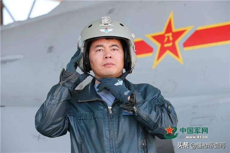 中国特种兵新装备摸秃美军<strong></p>
<p>湖南省交易</strong>，网友：你跟我说这是解放军？