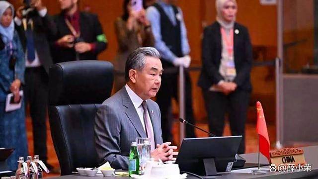 拒绝中方邀请后<strong></p>
<p>中心服务平台</strong>，韩外长深夜致电北京，王毅三句话点破韩方小心思