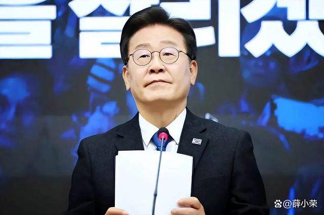 拒绝中方邀请后<strong></p>
<p>中心服务平台</strong>，韩外长深夜致电北京，王毅三句话点破韩方小心思