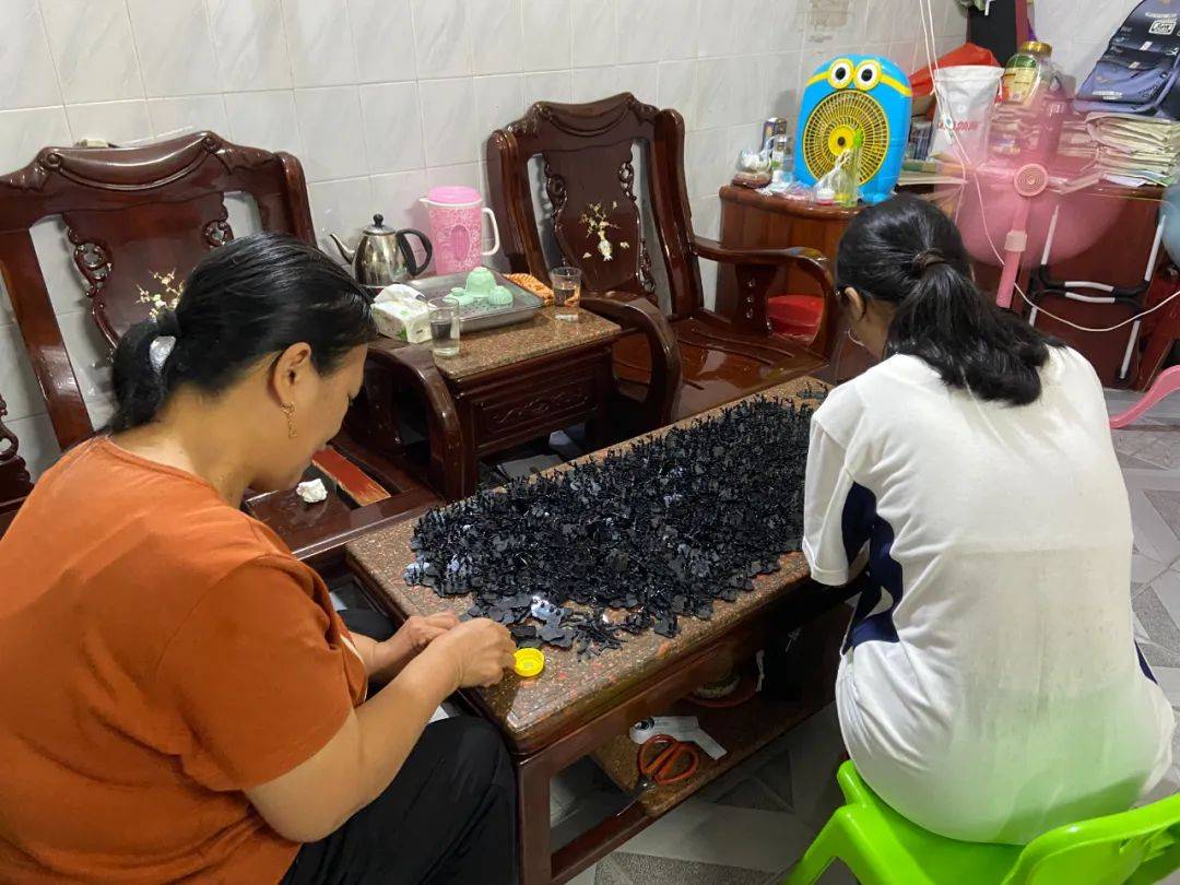 爱心助圆大学梦<strong></p>
<p>币安网交易平台登录</strong>！期待您的加入！