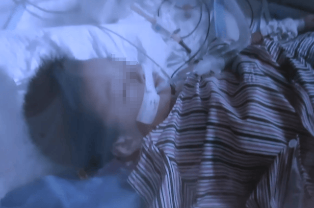 卧室门打不开<strong></p>
<p>火币网官网</strong>，爸爸接了通电话，撬门后发现4岁半儿子从22楼坠落，蜷缩在一楼绿化带……