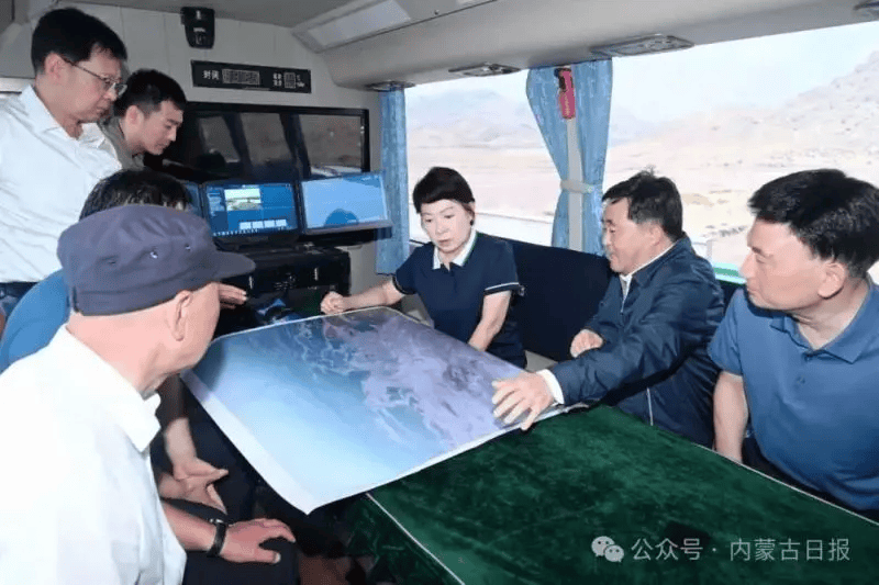 内蒙古一地山洪致10名野营者遇难<strong></p>
<p>中国石油股票代码</strong>，2人仍失联，获救19岁女生讲述：总计5个家庭，开了4辆车；当地700余人正地毯式搜救