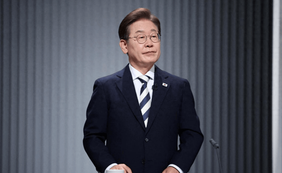 李在明政府打破惯例<strong></p>
<p>000858股票</strong>，给中方独一份待遇，且不准驻韩美军介入台海