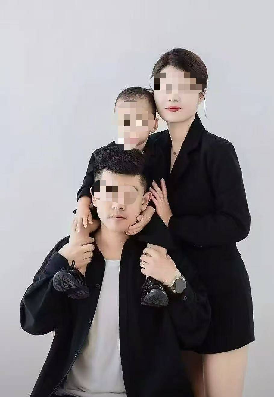 移交异地公安侦办！警方深夜通报“女子疑因家暴去世”<strong></p>
<p>300386股票</strong>，受害者家属发声，律师解读