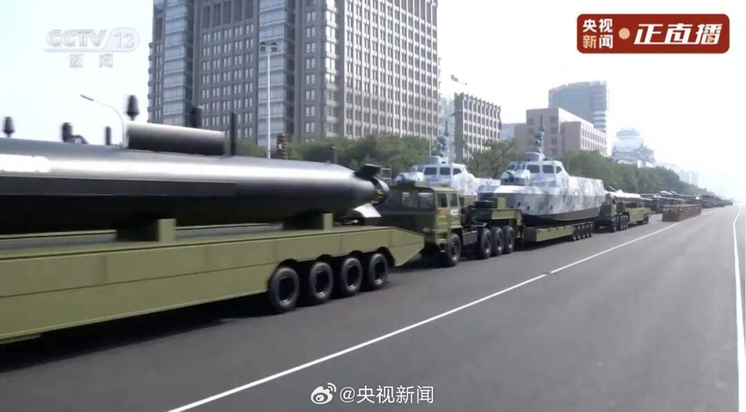 歼20S、DF61导弹<strong></p>
<p>股票开户流程</strong>，震撼亮相！三支兵种首次亮相天安门广场，空中梯队战机起飞