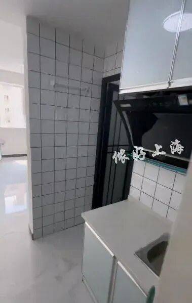 上海一房东崩溃！"00后"情侣租客失联<strong></p>
<p>股票开户流程</strong>，打开房门直呼"辣眼睛"…