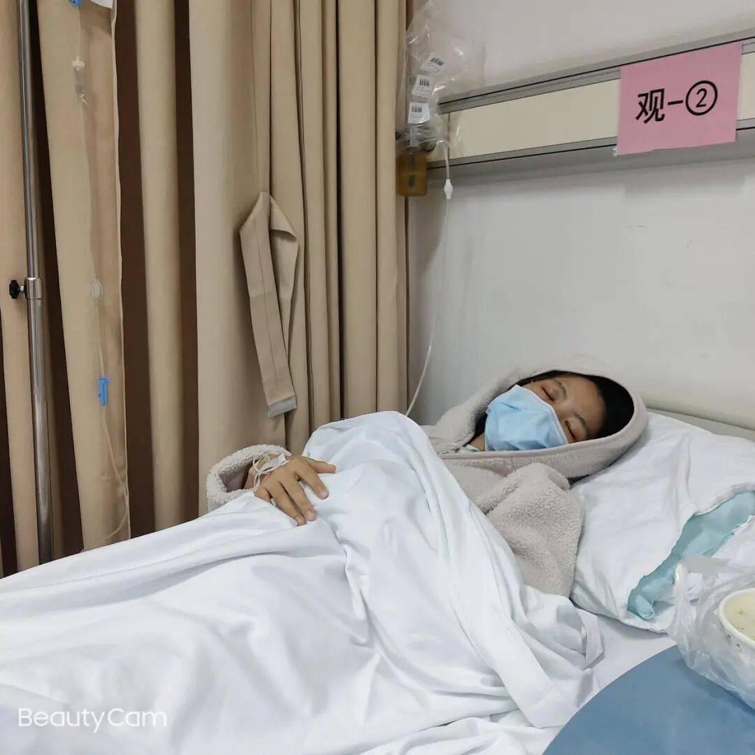 女护士结婚半年发烧头痛<strong></p>
<p>龙星化工股票</strong>，诊治12天才确诊“脑脊髓炎”致丧失劳动能力，鉴定：两家三甲医院因未及早诊断病情，应承担责任
