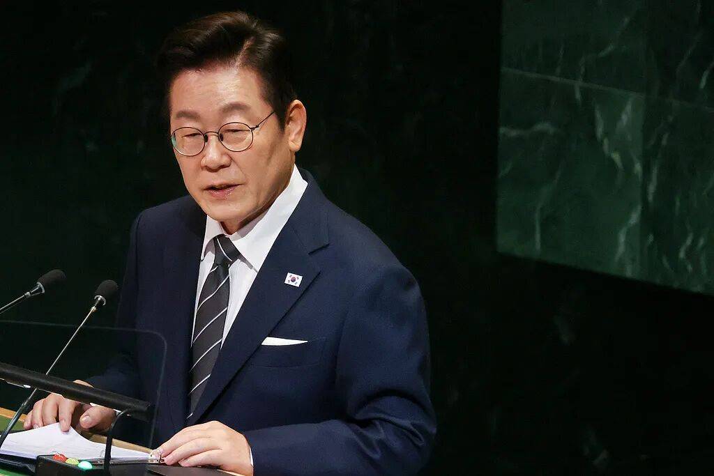 韩国总统:要终结朝鲜半岛敌对与对抗时代