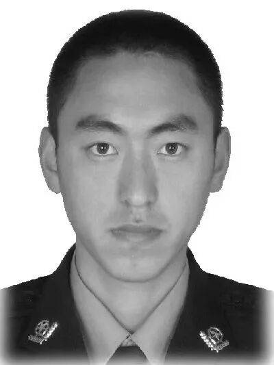 郑亮在执法现场被撞牺牲<strong></p>
<p>罗平锌电股票</strong>,年仅37岁