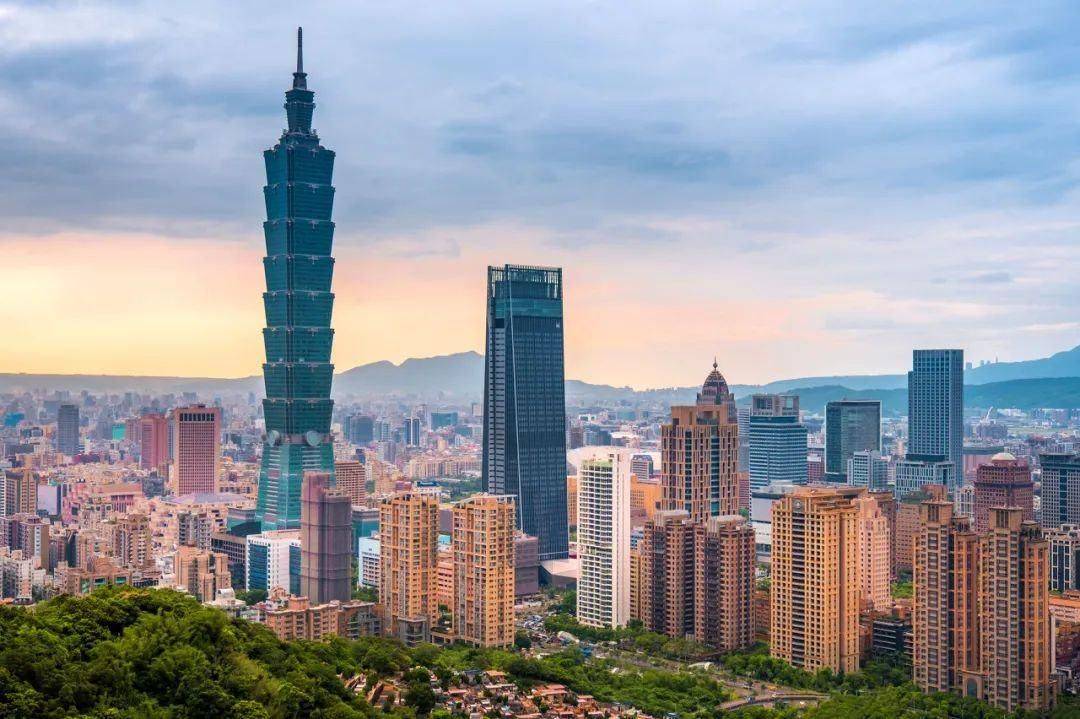 面对赖清德极力巴结日本<strong></p>
<p>金运激光股票</strong>,我期待明年国庆再无遗憾