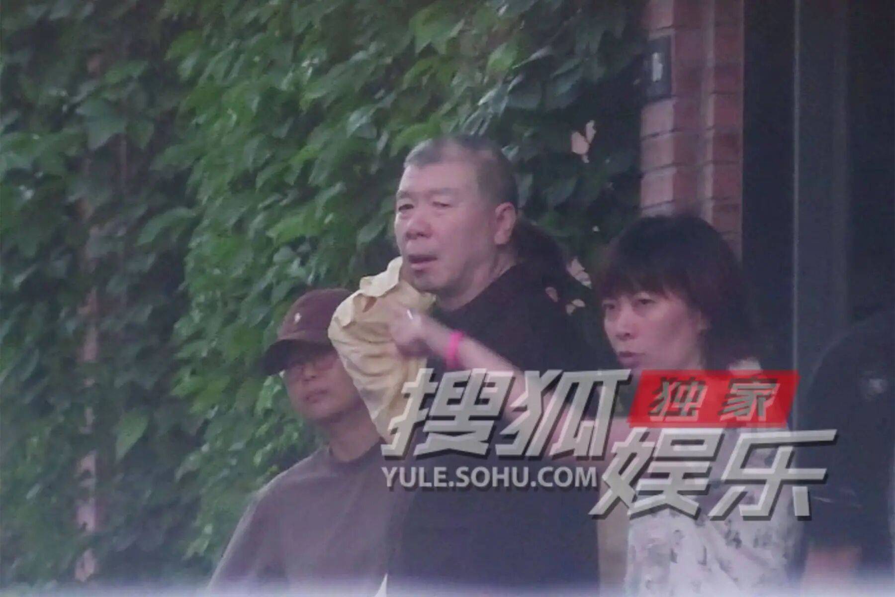 考古|冯小刚带女儿去陈思诚工作室!开个人账号还读影视专业<strong></p>
<p>鲁信创投股票</strong>,她也要“女承父业”吗?