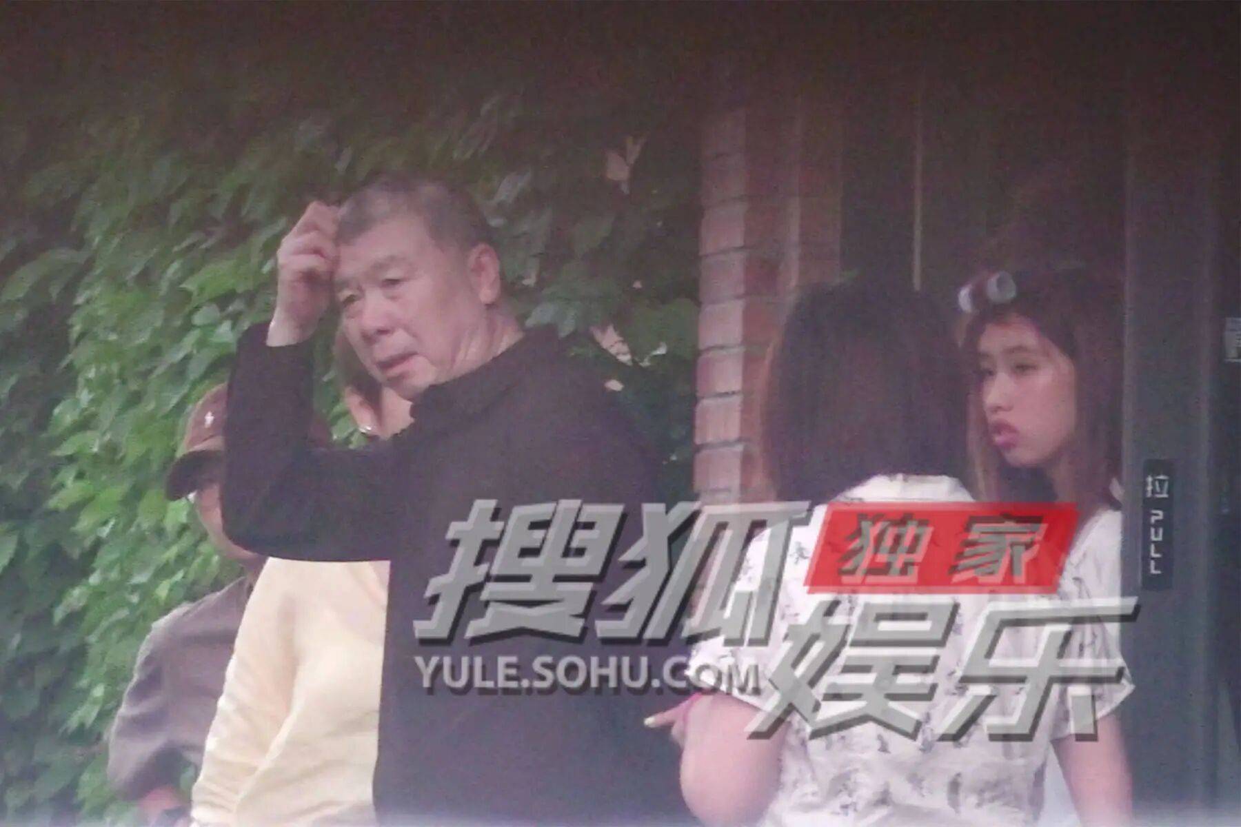 考古|冯小刚带女儿去陈思诚工作室!开个人账号还读影视专业<strong></p>
<p>鲁信创投股票</strong>,她也要“女承父业”吗?