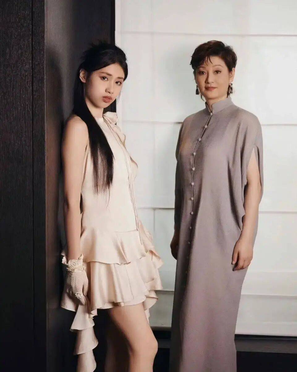 考古|冯小刚带女儿去陈思诚工作室!开个人账号还读影视专业<strong></p>
<p>鲁信创投股票</strong>,她也要“女承父业”吗?