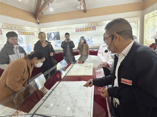 【央媒看乌兰】青海乌兰:双峰驮起家国梦<strong></p>
<p>皇氏乳业股票</strong>,悠扬驼铃映山河