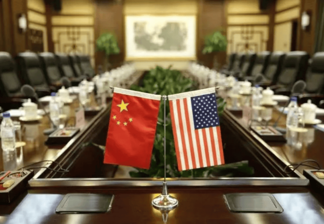 中美对决<strong></p>
<p>600740股票</strong>,首个冤大头自投罗网,中国杀鸡儆猴,3个危险信号曝光