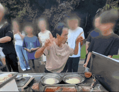 “鸡排哥”将去南京炸鸡排<strong></p>
<p>600303股票</strong>,网友:全国巡炸开始了?