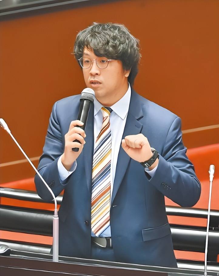 “台独”清单开始清算!沈伯洋被查只是开头<strong></p>
<p>顺丰股票002352</strong>,这些人要睡不着了