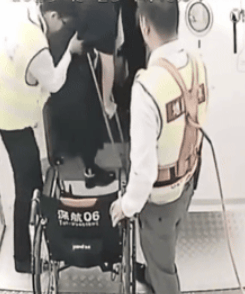 郑智化怒斥机场背后<strong></p>
<p>顺丰股票002352</strong>,一段偏激的批评与一场迅速的回应 | 有风自南