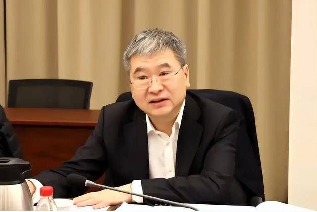 中央批准<strong></p>
<p>顺丰股票002352</strong>,三“虎”被开除党籍