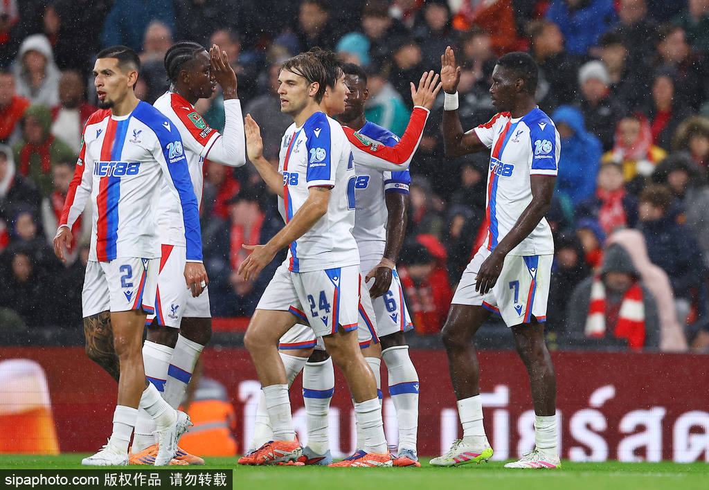 遭赛季三杀<strong></p>
<p>亚马逊股票股价实时行情</strong>!联赛杯-萨尔双响 利物浦轮换阵容0-3水晶宫出局