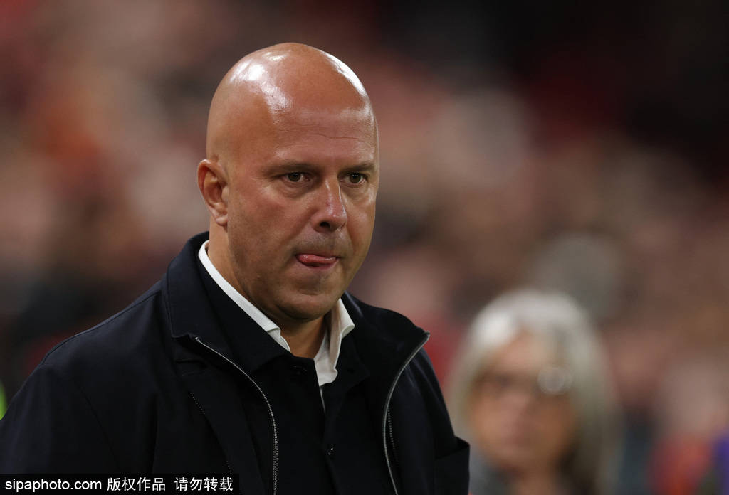 遭赛季三杀<strong></p>
<p>亚马逊股票股价实时行情</strong>!联赛杯-萨尔双响 利物浦轮换阵容0-3水晶宫出局